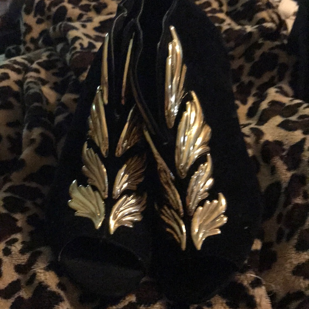 High heeled booties